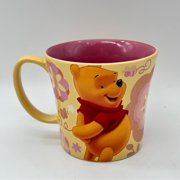 Disney Store Winnie the Pooh Vintage 3D Ceramic Mug - Picture 3 of 6